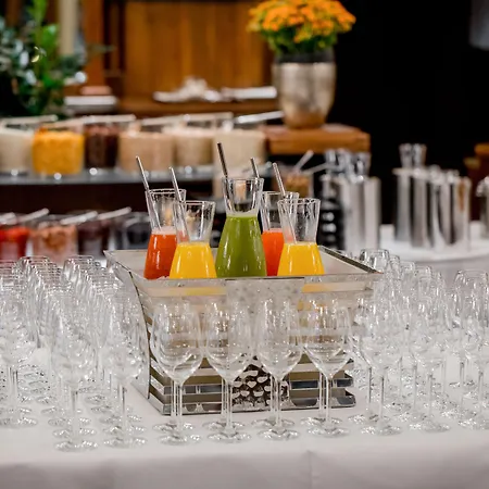 Hotel Schweizerhof & 5*