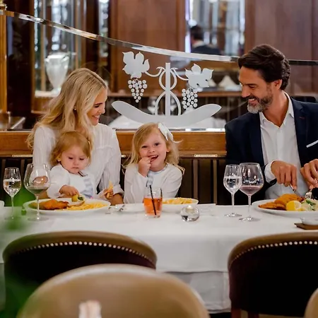 Schweizerhof & Hotel 5*