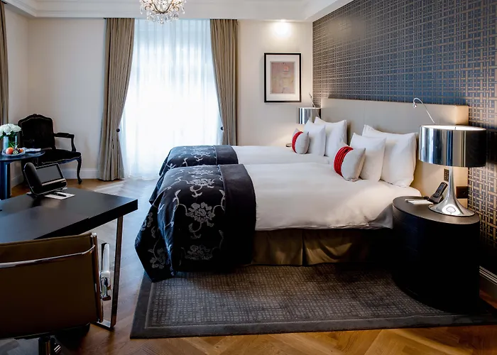 Отель Schweizerhof & 5*