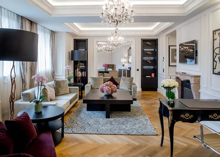 Отель Schweizerhof & 5*