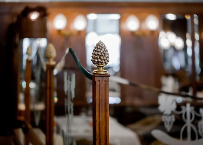 Schweizerhof & Отель 5*