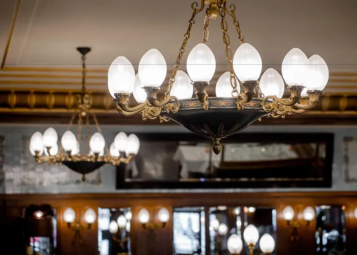 Schweizerhof & Hotell 5*